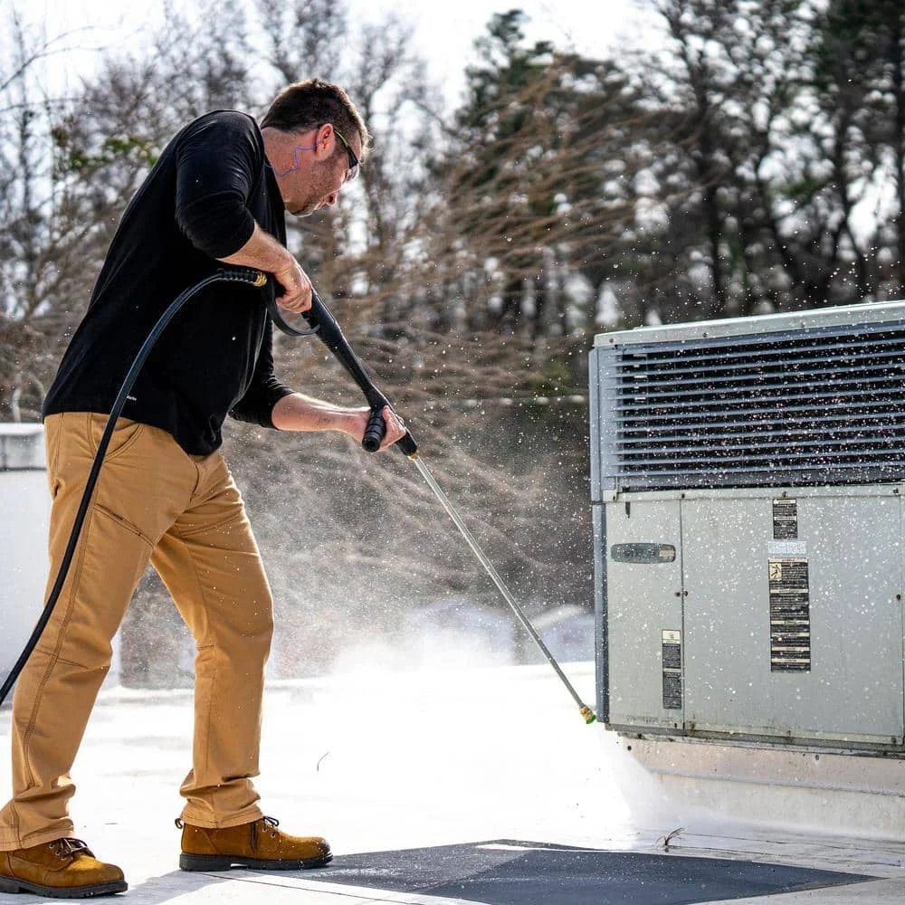 Petrol-powered cold water pressure washer with 420 cm³ engine, 4400 PSI (286 bar), 4.0 GPM (15.1 l/min).