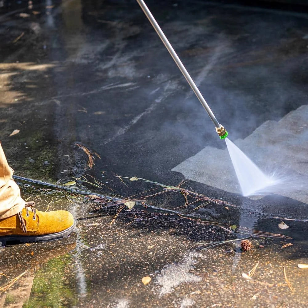 Petrol-powered cold water pressure washer with 420 cm³ engine, 4400 PSI (286 bar), 4.0 GPM (15.1 l/min).